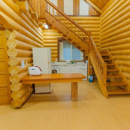 Jungmun Log Pension & Resort Согвіпо Екстер'єр фото