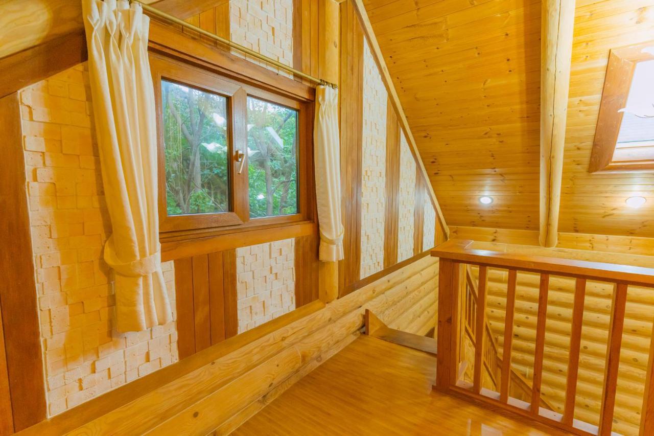 Jungmun Log Pension & Resort Согвіпо Екстер'єр фото