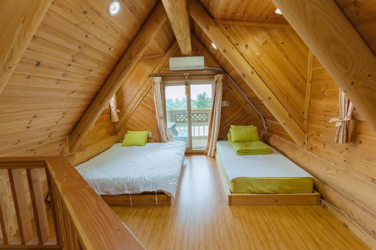 Jungmun Log Pension & Resort Согвіпо Екстер'єр фото