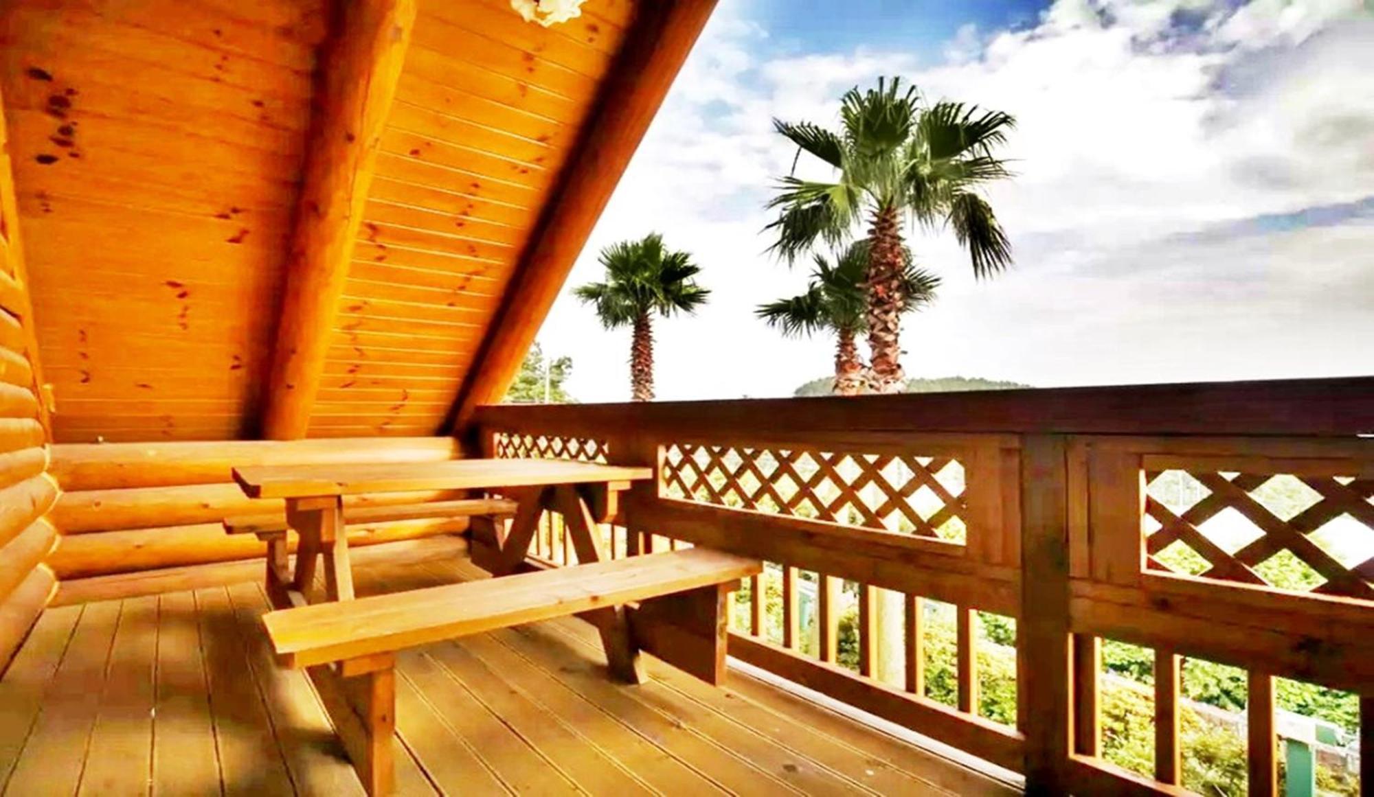 Jungmun Log Pension & Resort Согвіпо Екстер'єр фото