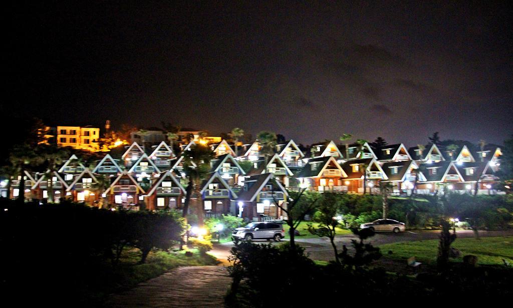 Jungmun Log Pension & Resort Согвіпо Екстер'єр фото